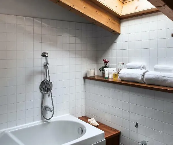 Casa Lunia * Местре